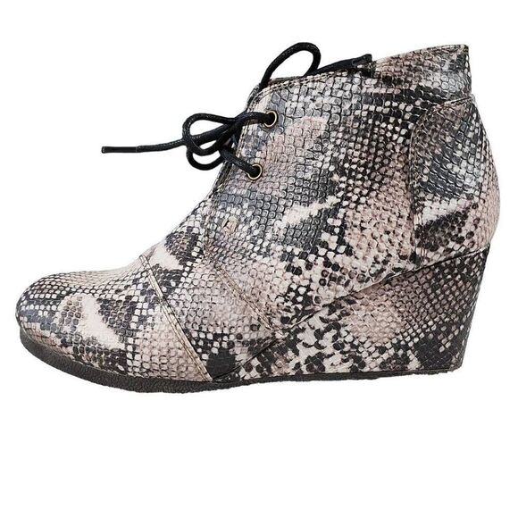Pierre Dumas Women's Taupe Snakeskin Lace-up Two-eye Wedge Ankle Boots Size 7 - Picture 5 of 12